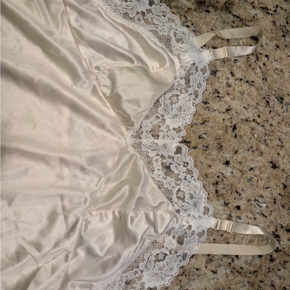 Vintage Cream Lace Trim Camisole - Picture 6 of 8